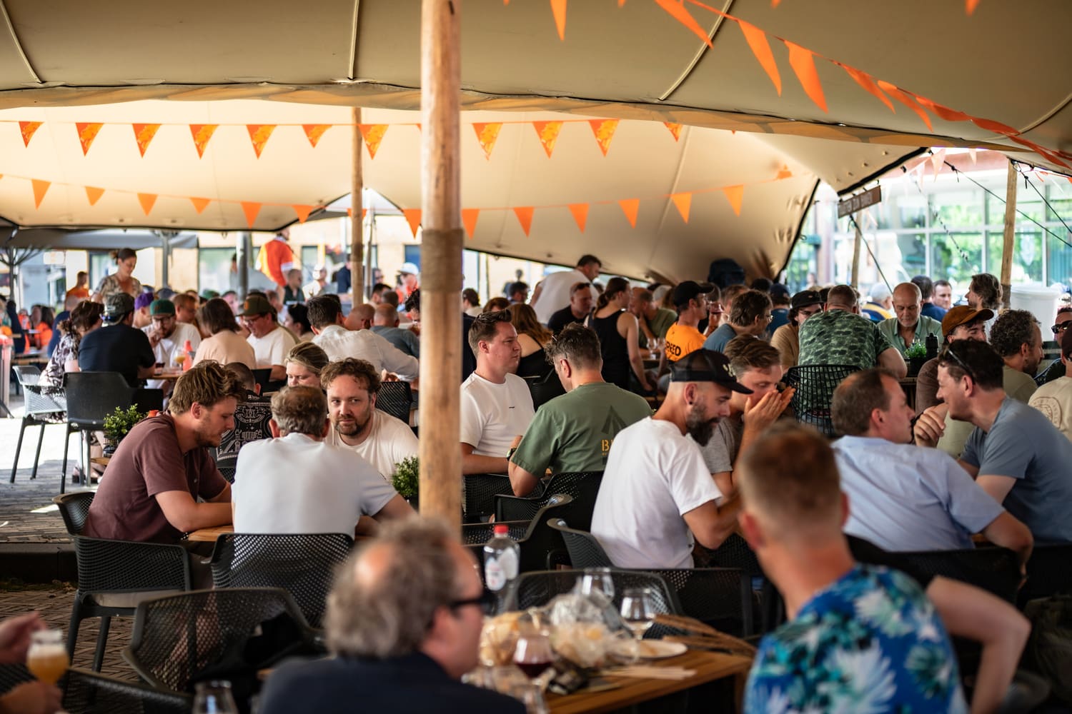 Bezoekers en sfeer tijdens Taphorst '26