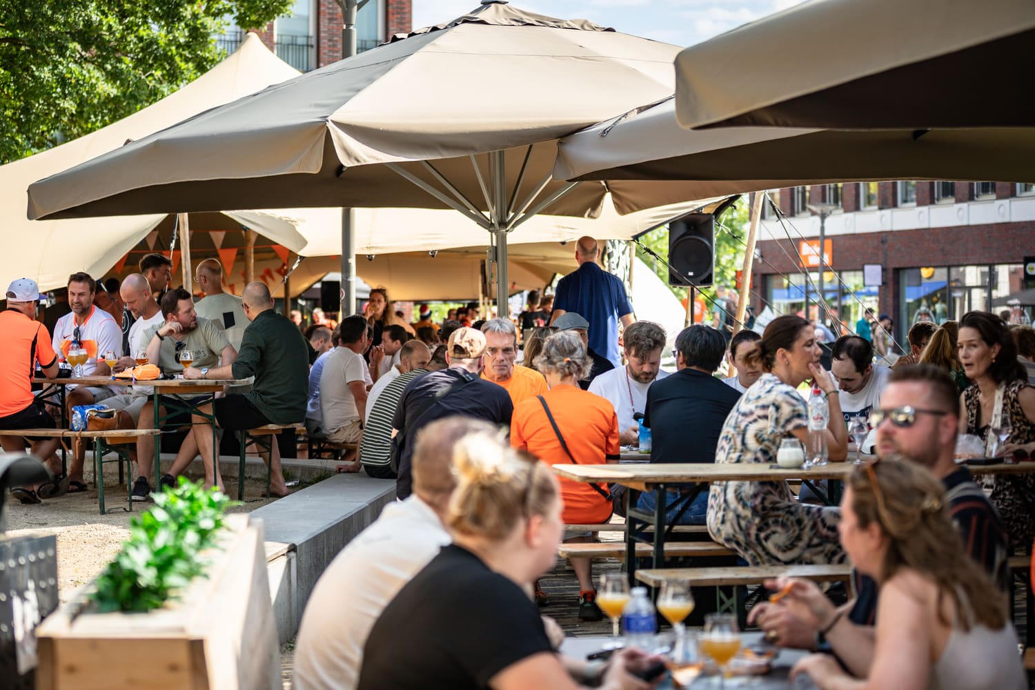 Bezoekers en sfeer tijdens Taphorst '26